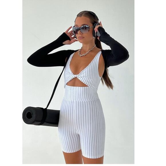 WeWoreWhat Tops - WeWoreWhat White Black Pinstripe Twist Cutout Shorts Bodysuit NWT Small